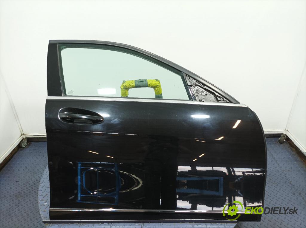 Mercedes C-klasa 2011 dveře před prave