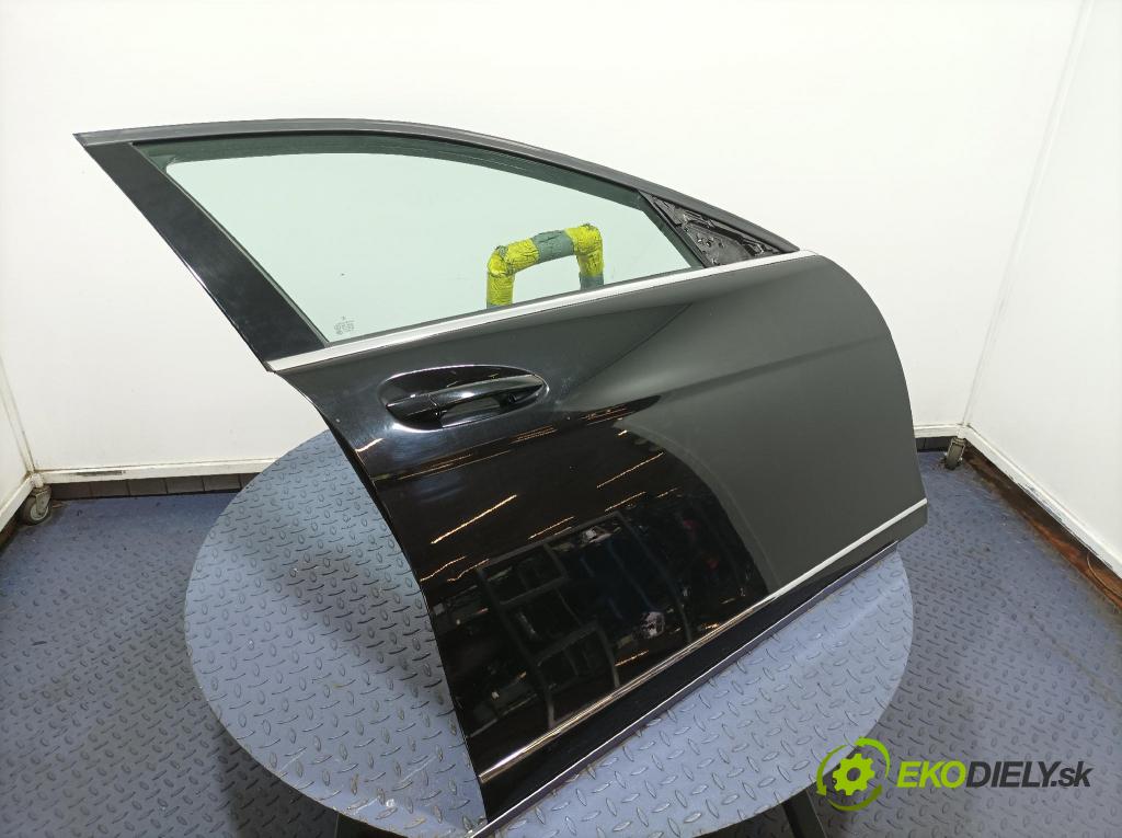 Mercedes C-klasa 2011 dveře před prave