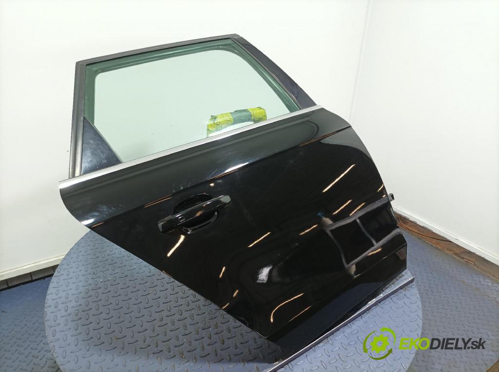 Audi A4 2012 dveře Zad: prave