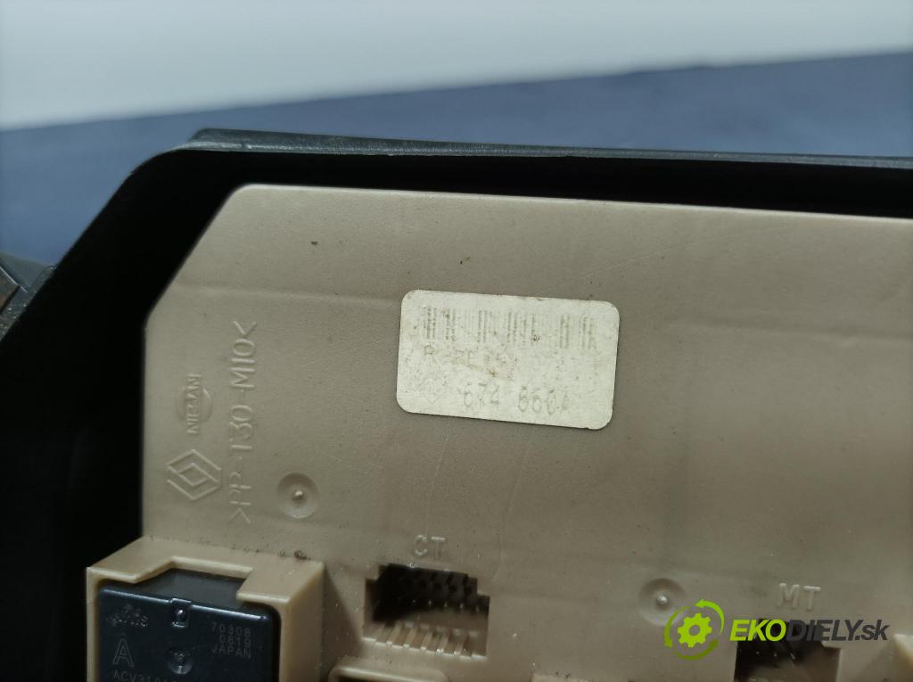 Renault Clio 2007 skříňka Pojistky 674660A