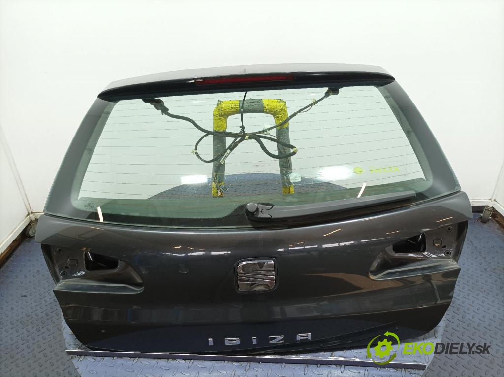 Seat Ibiza 2009 zadna dveře kufra: kufra:
