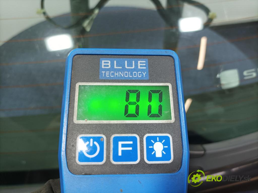 Seat Ibiza 2009 zadna dveře kufra: kufra: