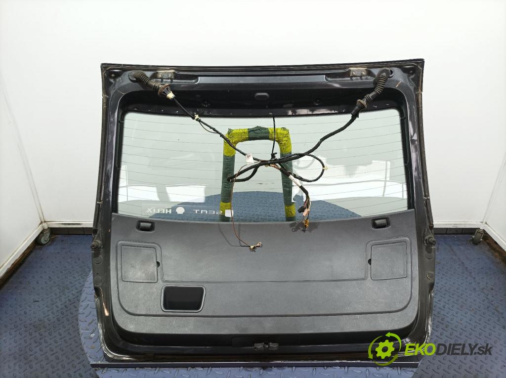 Seat Ibiza 2009 zadna dveře kufra: kufra: