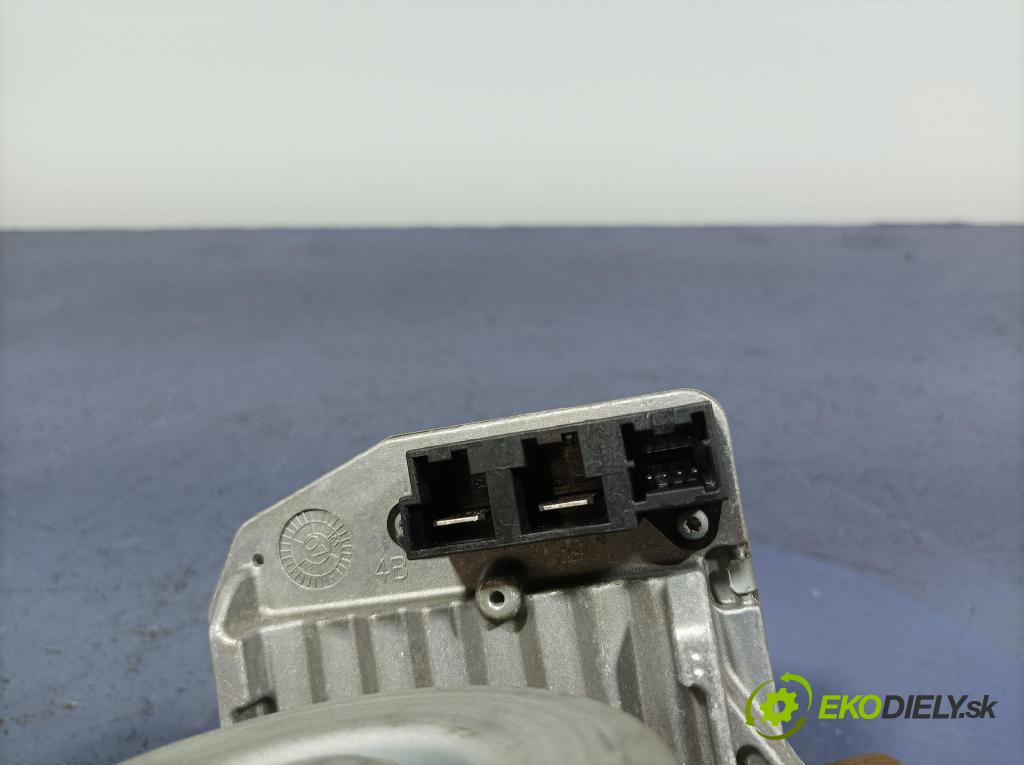 Renault Clio 2007 Sloupek volantu x 8200751234