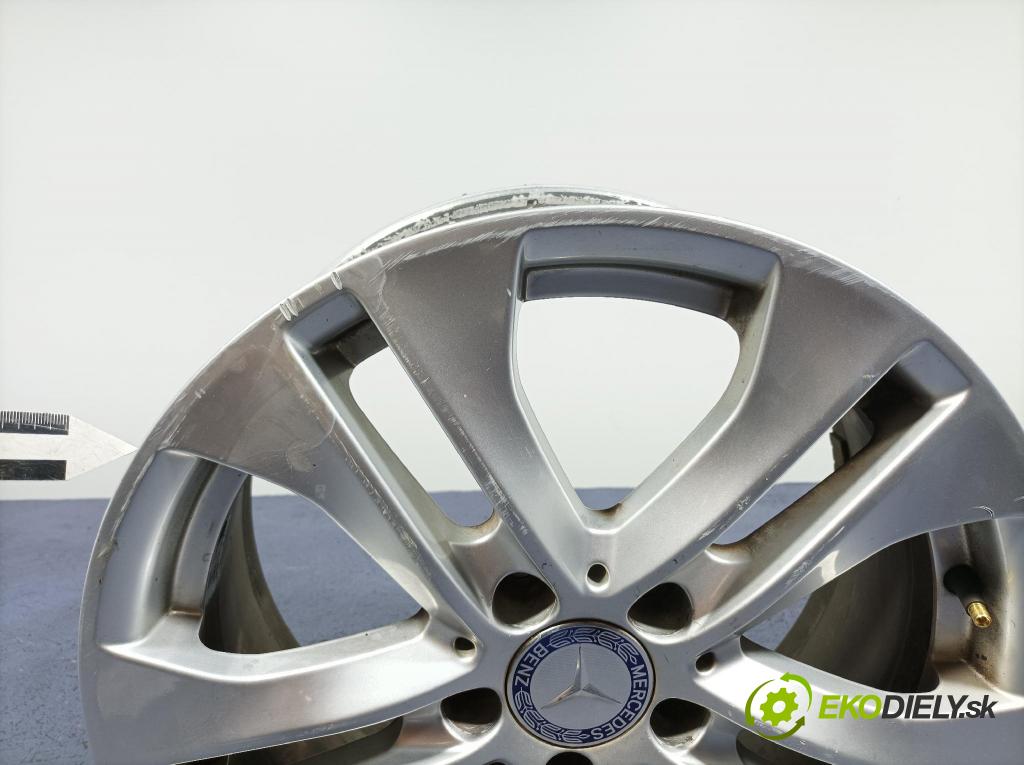 Mercedes C-klasa 2011 Ráfky Hlinikové: A2044017502