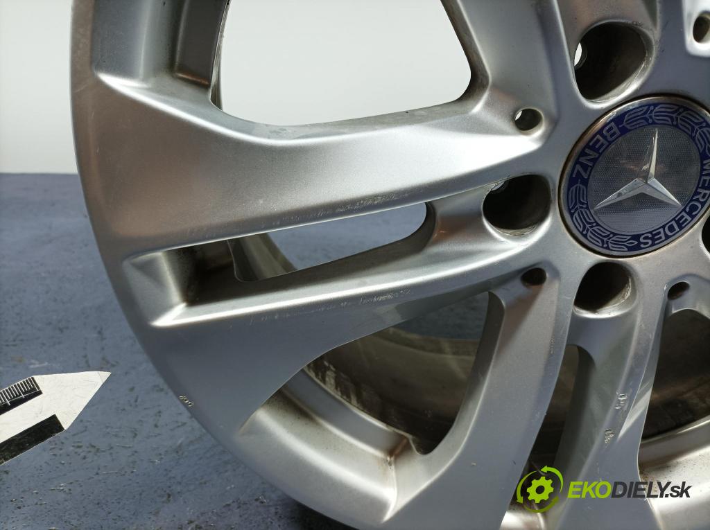 Mercedes C-klasa 2011 Ráfky Hlinikové: A2044017502
