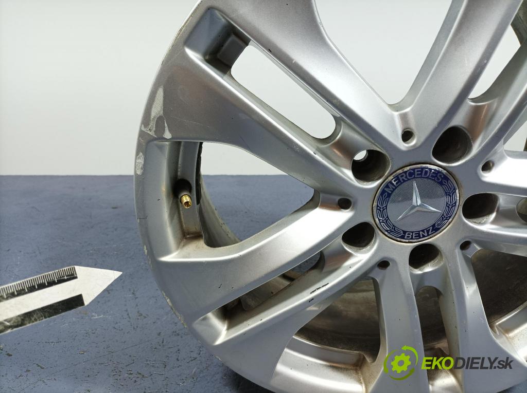 Mercedes C-klasa 2011 Ráfky Hlinikové: A2044017502