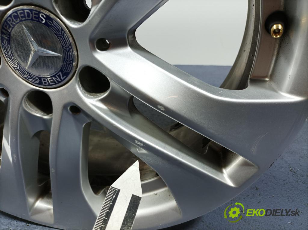 Mercedes C-klasa 2011 Ráfky Hlinikové: A2044017502