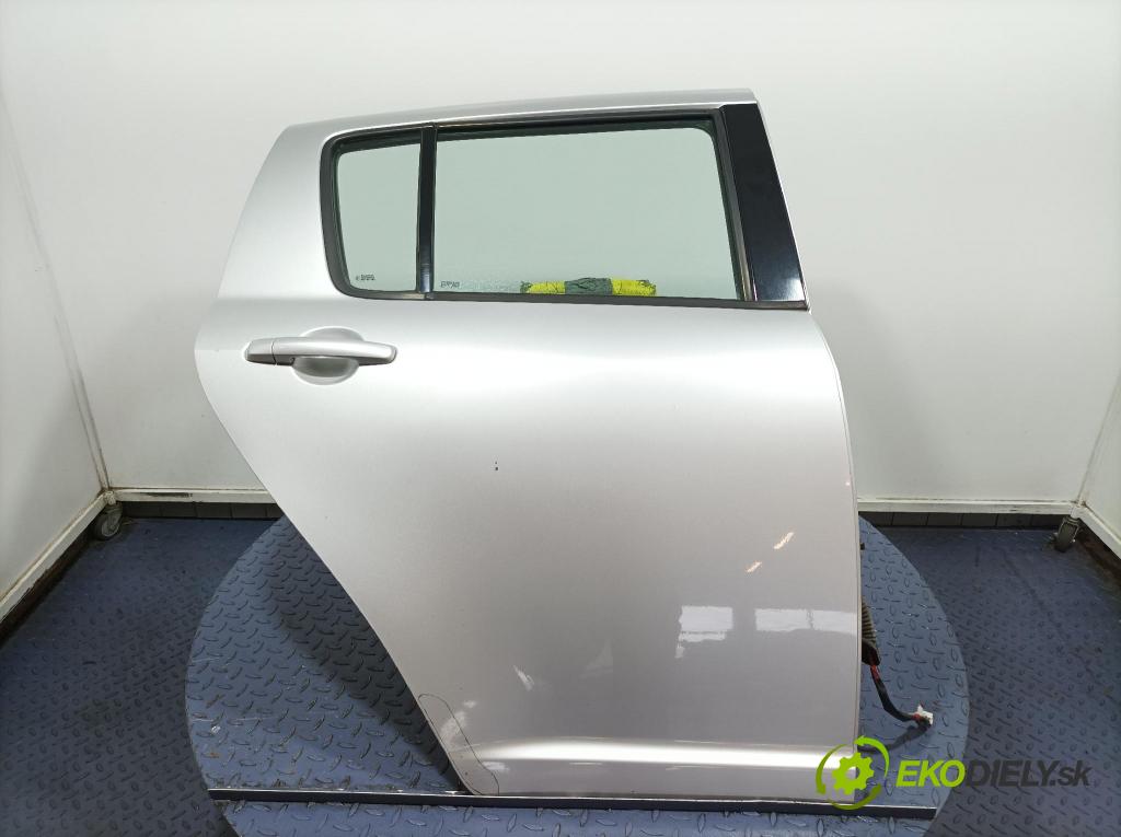 Suzuki Swift 2006 dveře Zad: prave