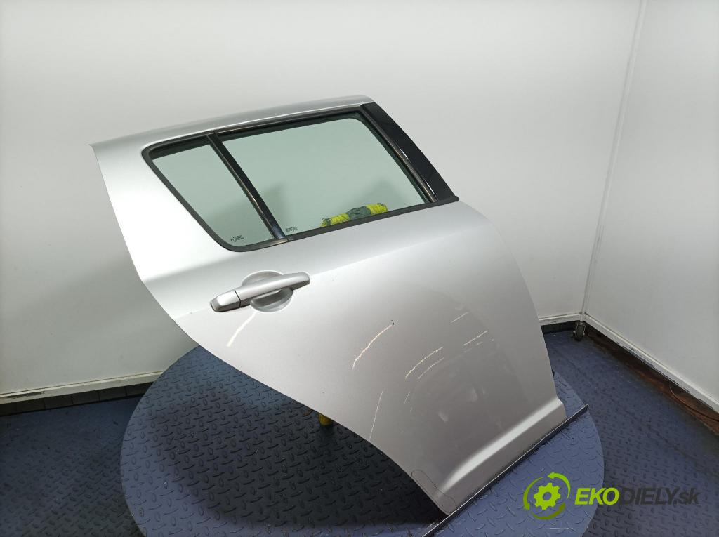 Suzuki Swift 2006 dveře Zad: prave