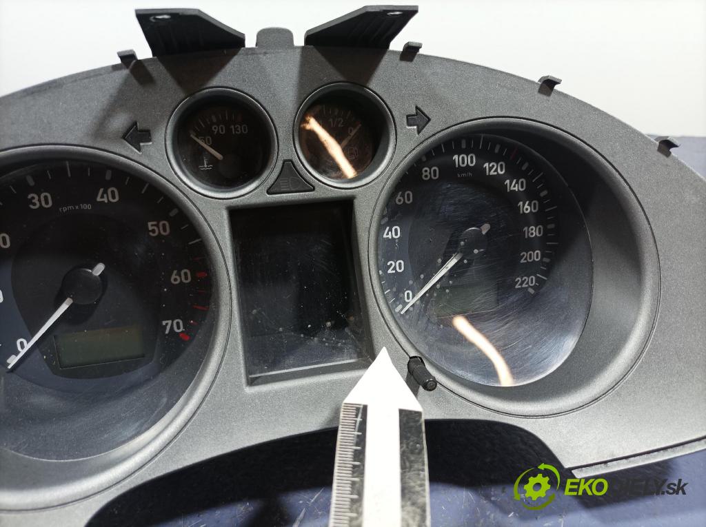 Seat Ibiza 2009 Přístrojová deska 555001490400