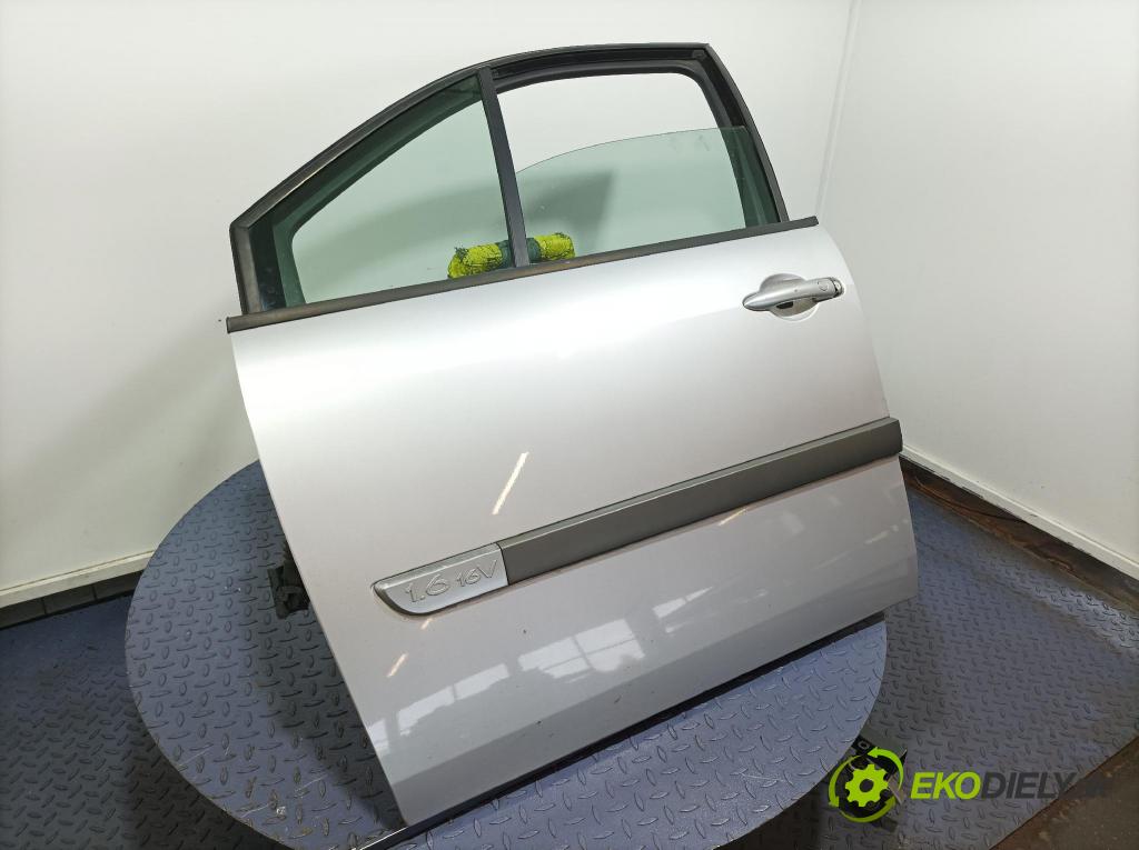 Renault Megane scenic 2006 dveře před Vlevo, odjet: