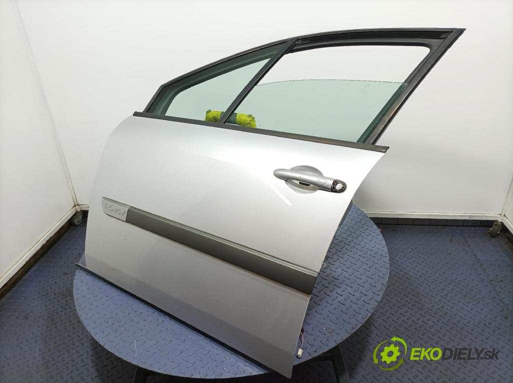 Renault Megane scenic 2006 dveře před Vlevo, odjet: