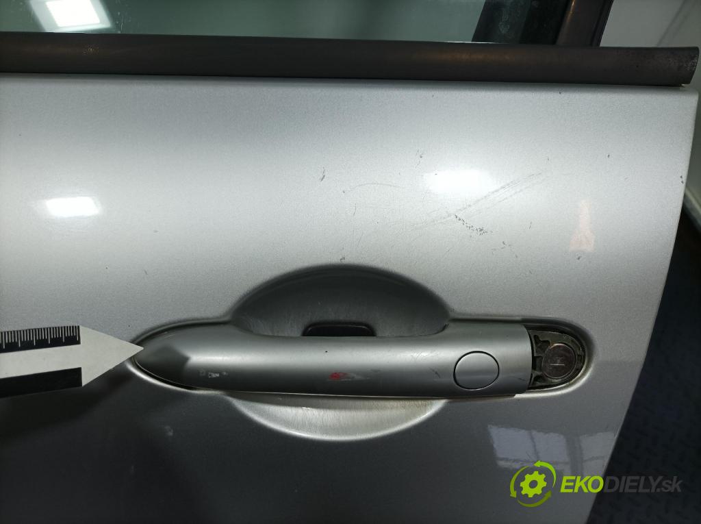 Renault Megane scenic 2006 dveře před Vlevo, odjet: