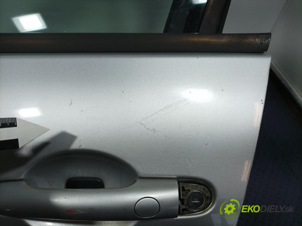 Renault Megane scenic 2006 dveře před Vlevo, odjet: