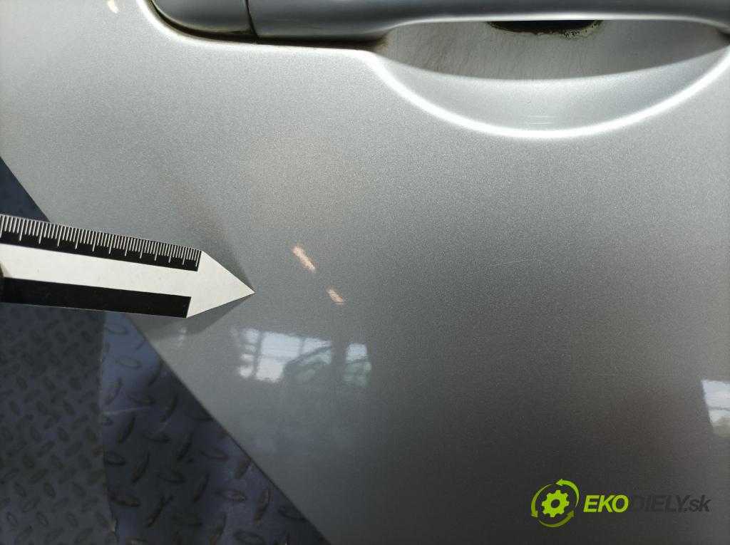 Renault Megane scenic 2006 dveře Zad: prave