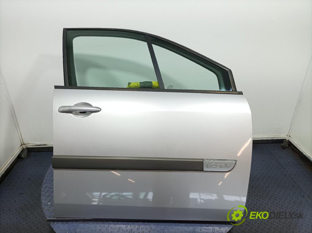 Renault Megane scenic 2006 dveře před prave