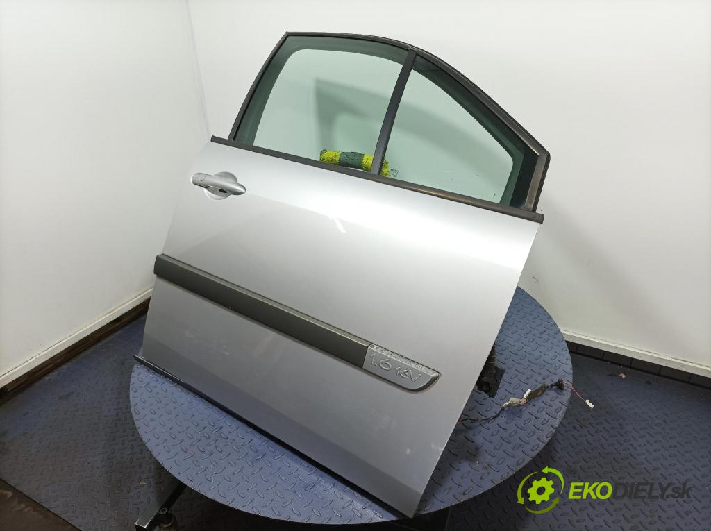 Renault Megane scenic 2006 dveře před prave