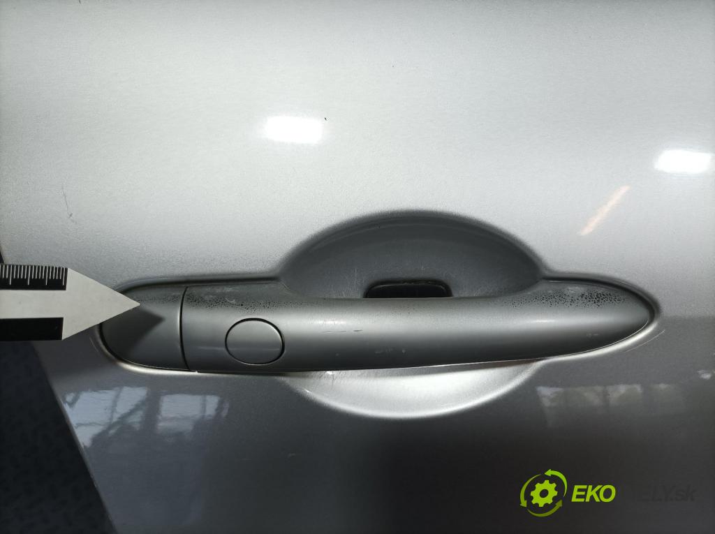 Renault Megane scenic 2006 dveře před prave