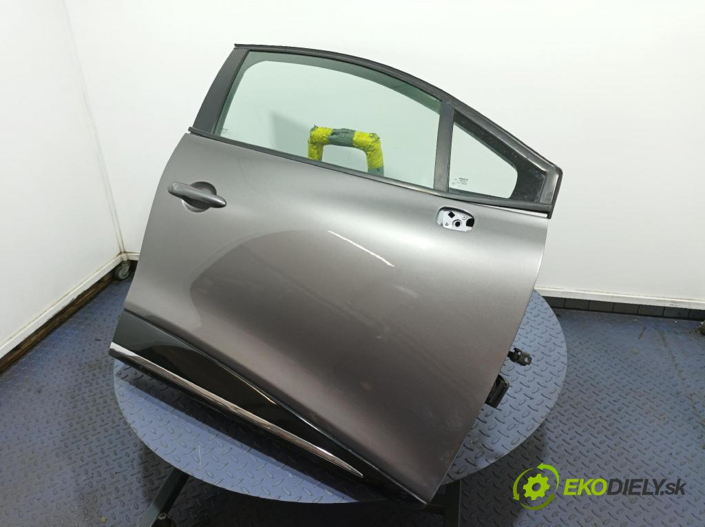 Renault Clio 2013 dveře před prave