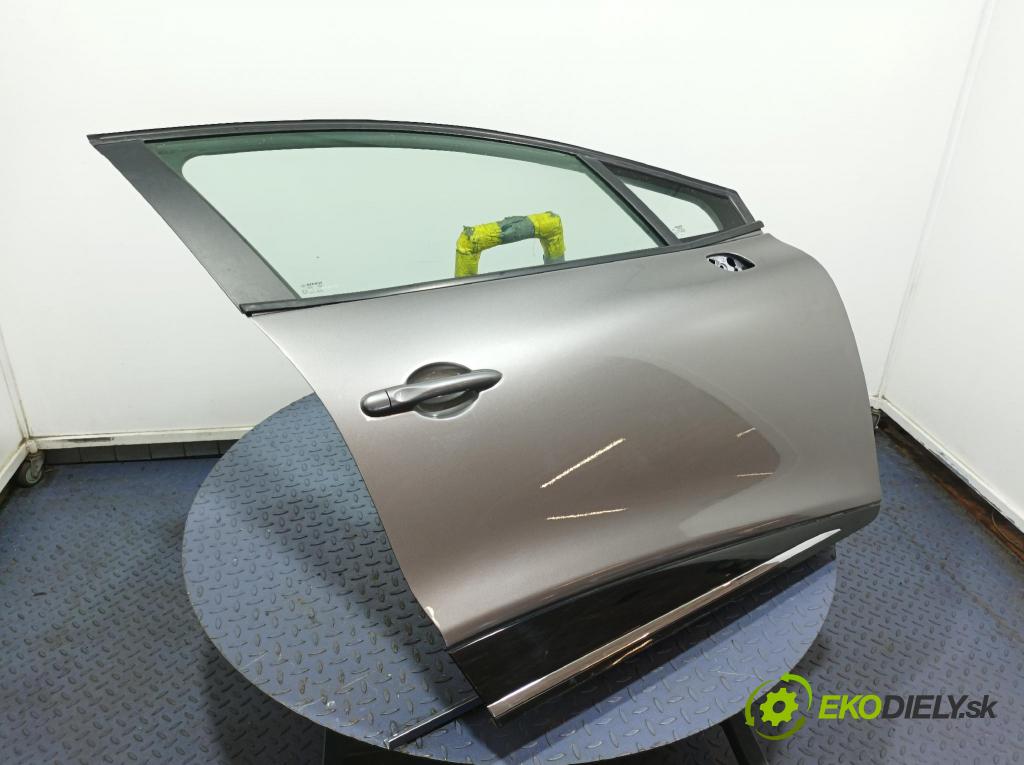 Renault Clio 2013 dveře před prave