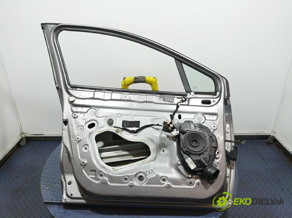 Renault Clio 2013 dveře před Vlevo, odjet: