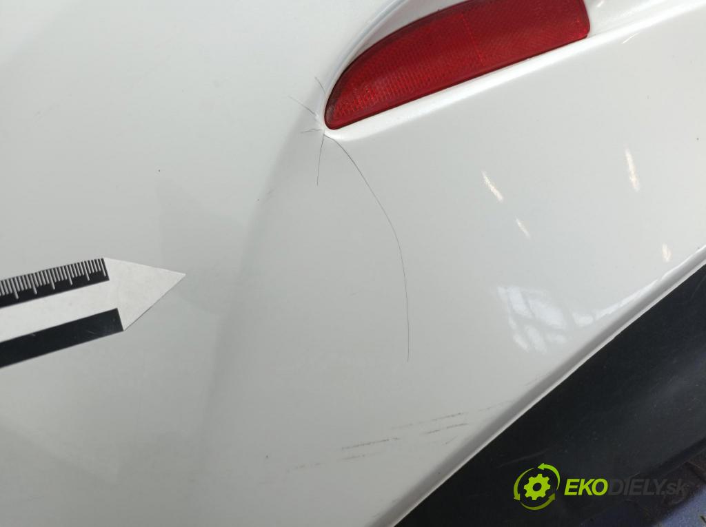 Mazda 3 2017 nárazník zad