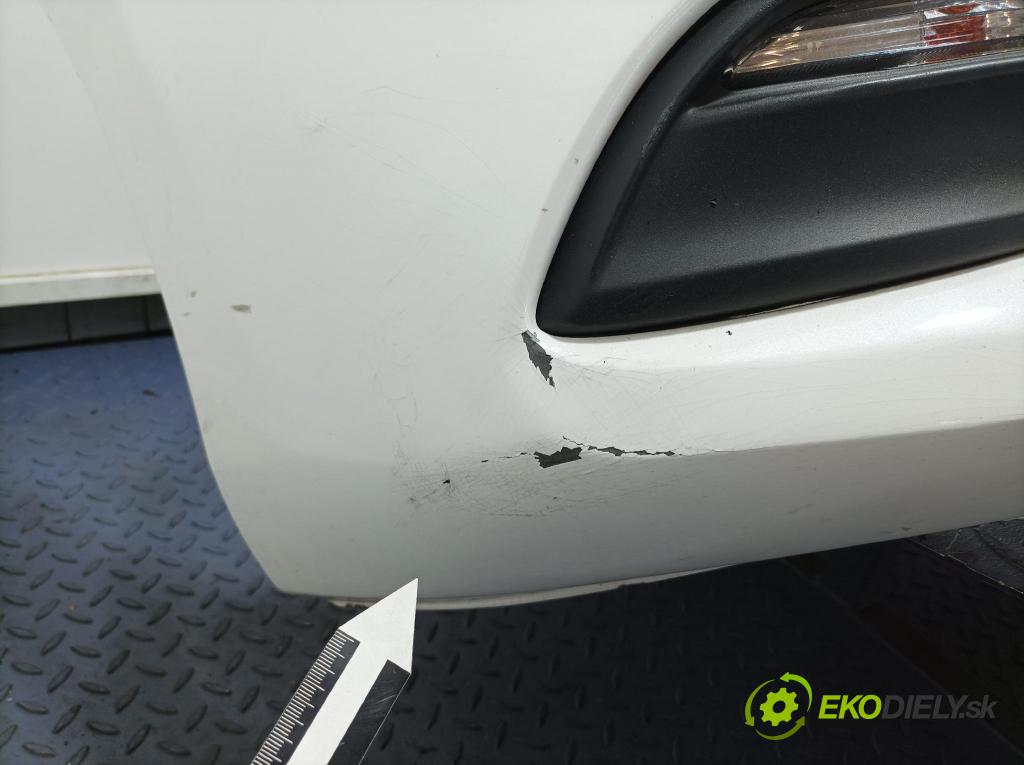 Mazda 3 2017 nárazník před