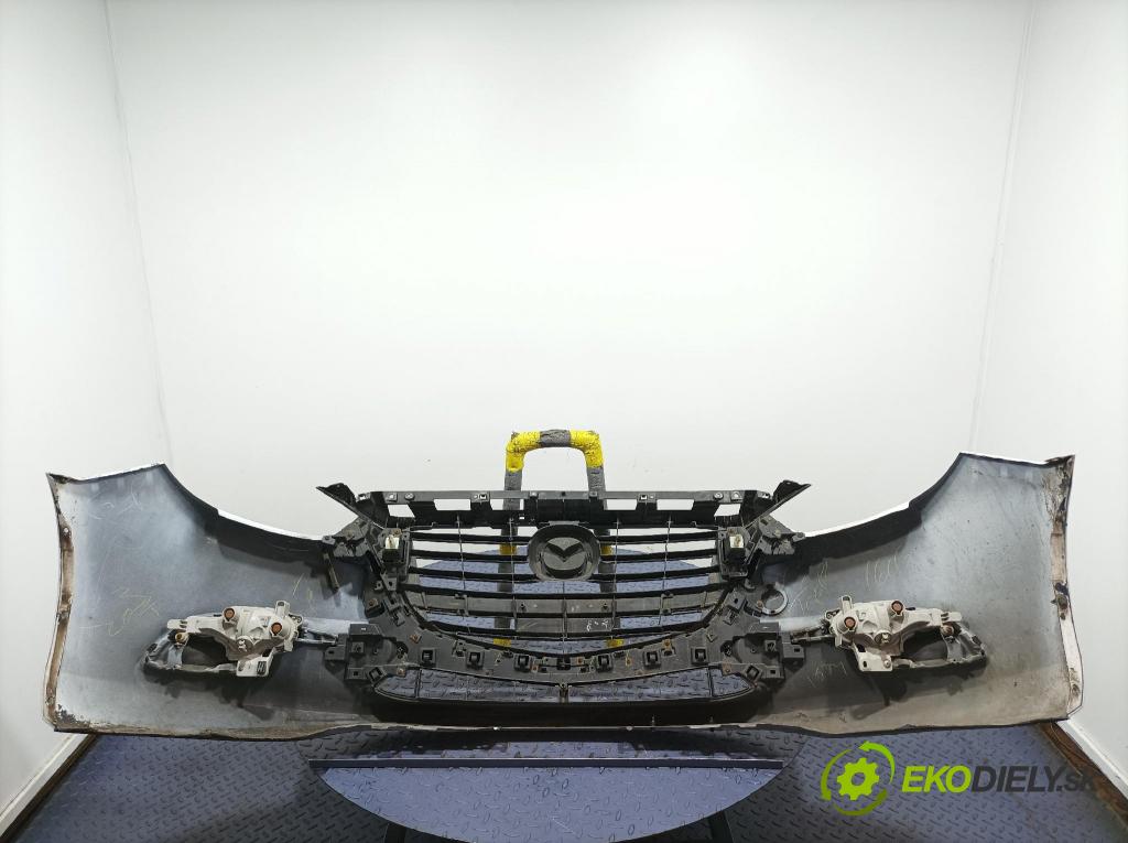Mazda 3 2017 nárazník před