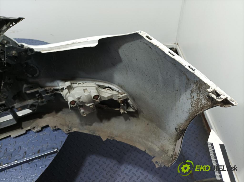 Mazda 3 2017 nárazník před
