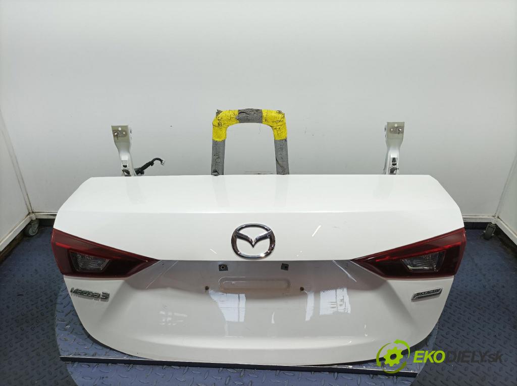 Mazda 3 2017 zadna dveře kufra: kufra: