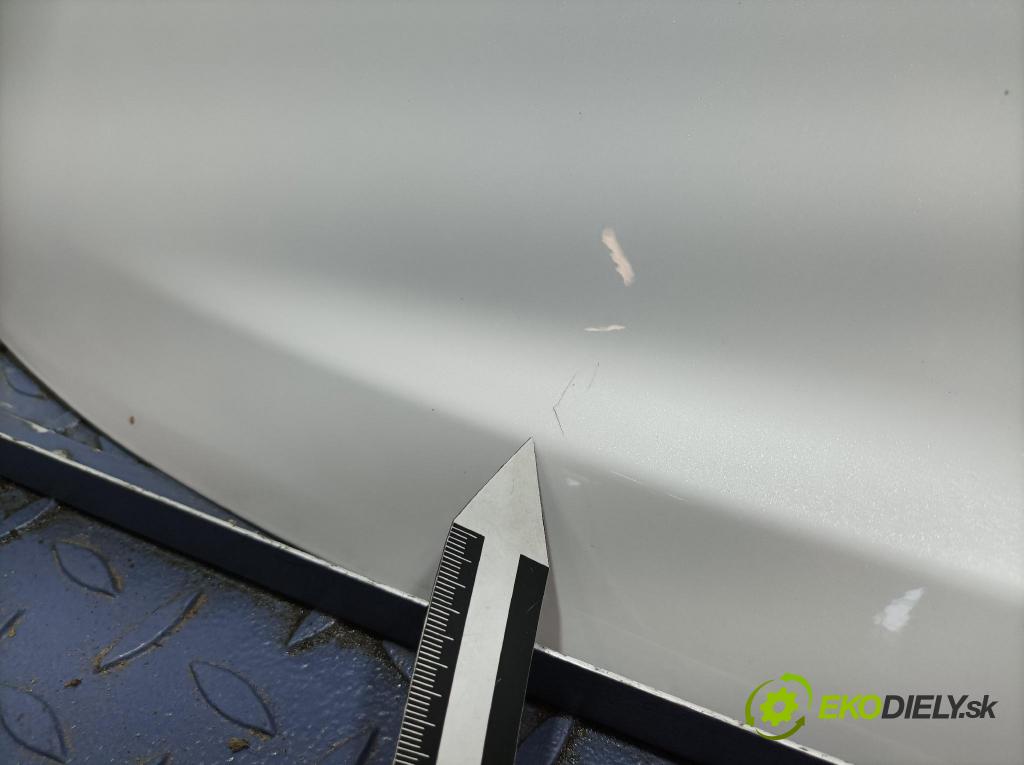Mazda 3 2017 zadna dveře kufra: kufra: