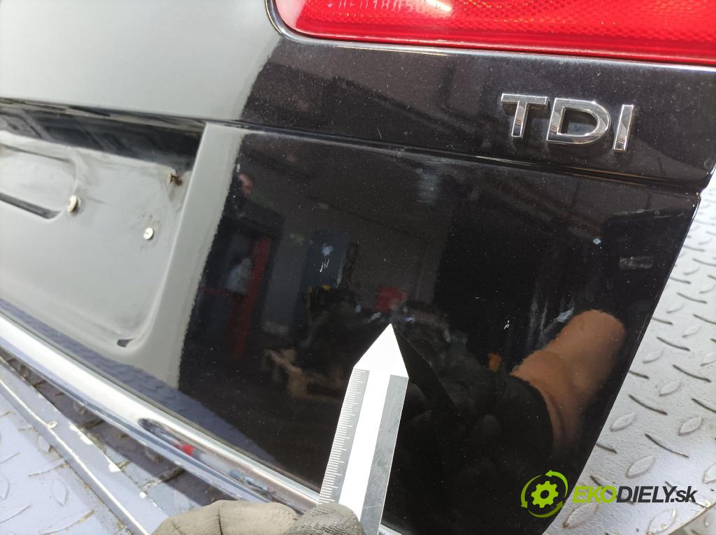 Vw Passat 2007 zadna dveře kufra: kufra: