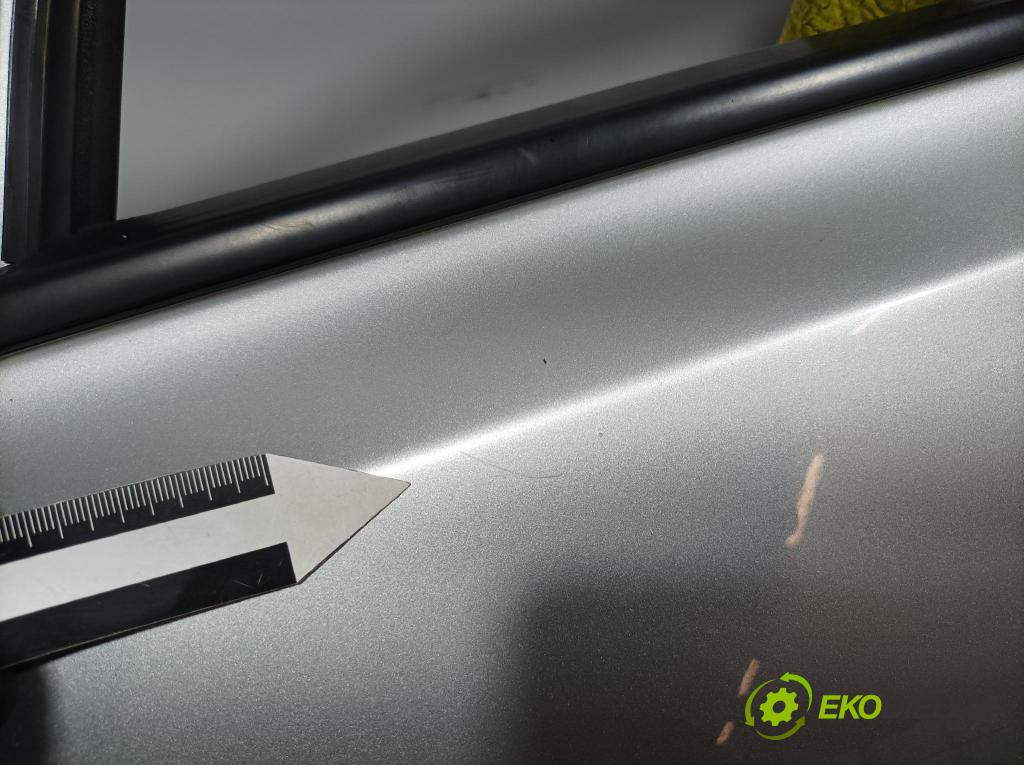 Kia Optima 2012 dveře před Vlevo, odjet: