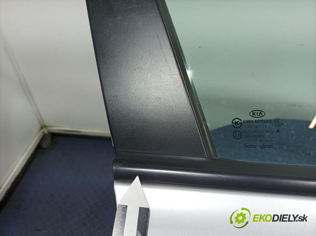 Kia Optima 2012 dveře před prave