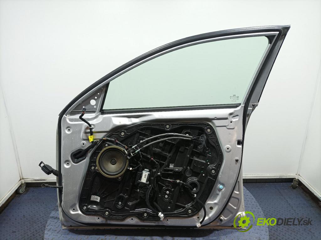 Kia Optima 2012 dveře před prave