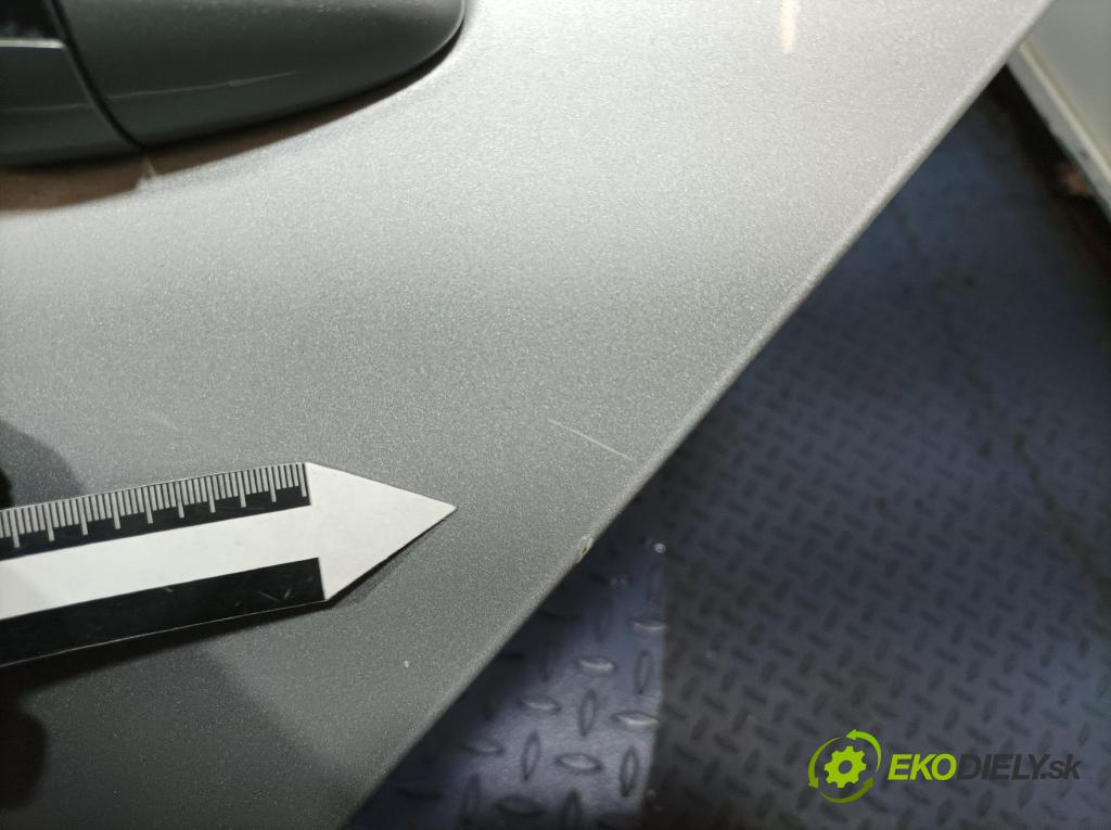 Kia Optima 2012 dveře Zad: Vlevo, odjet: