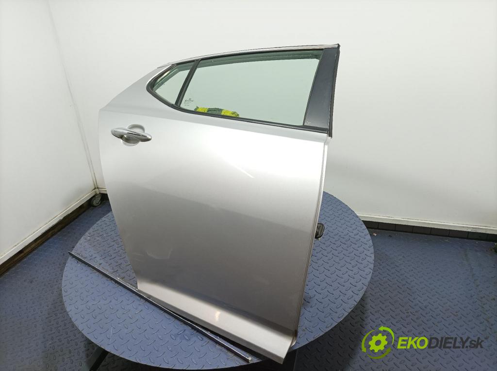 Kia Optima 2012 dveře Zad: prave