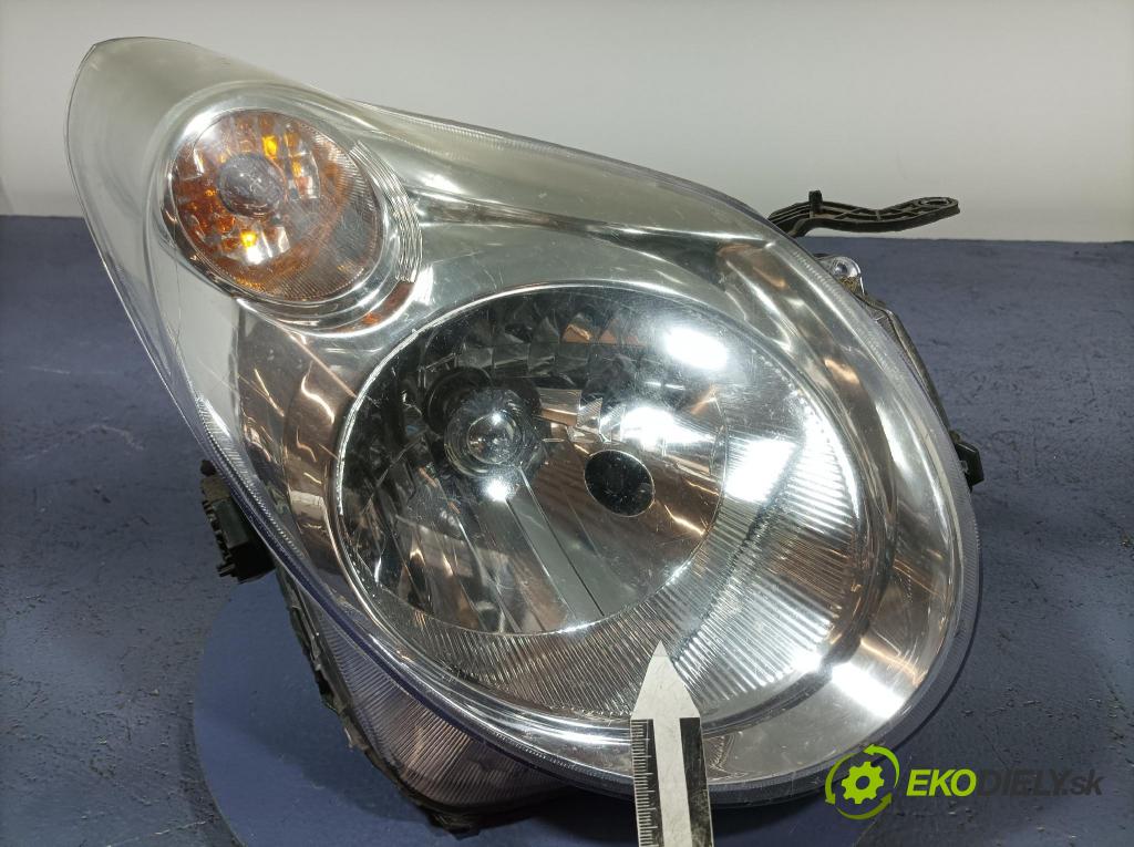 Suzuki Alto 2011 světlo v pravo:
