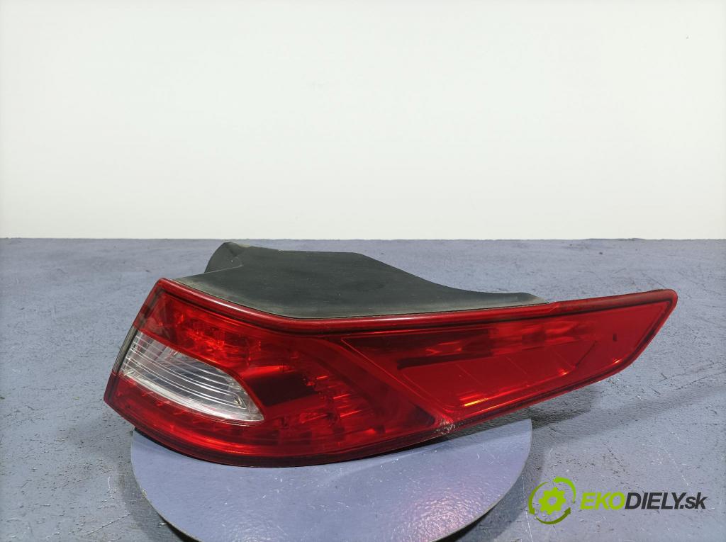 Kia Optima 2012 světlo Zad: Práva: Mimo: 92402-2T0