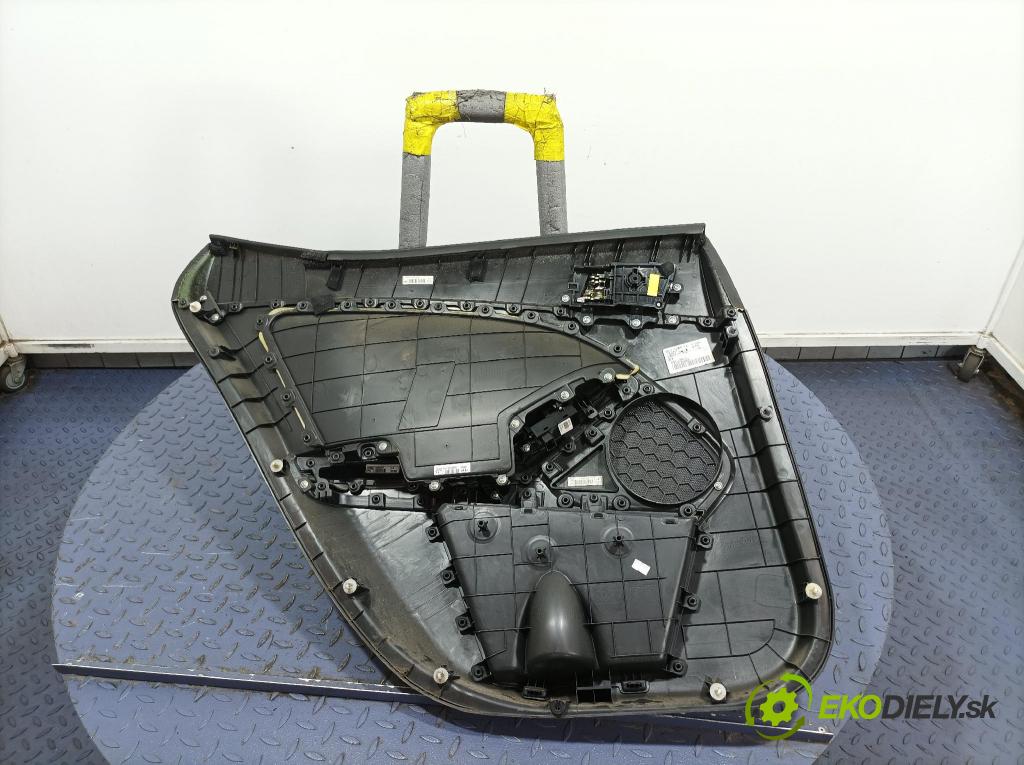 Kia Optima 2012 Tapacír: dveře Zad: Práva: 83380-2T000