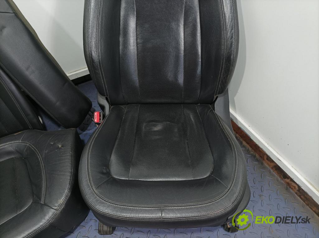 Kia Optima 2012 sedačke: Soubor.