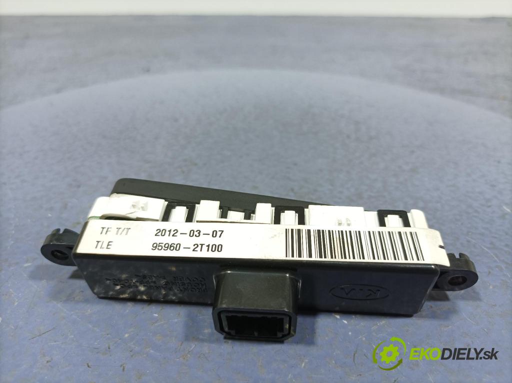 Kia Optima 2012 displej Radio / GPS 95960-2T100