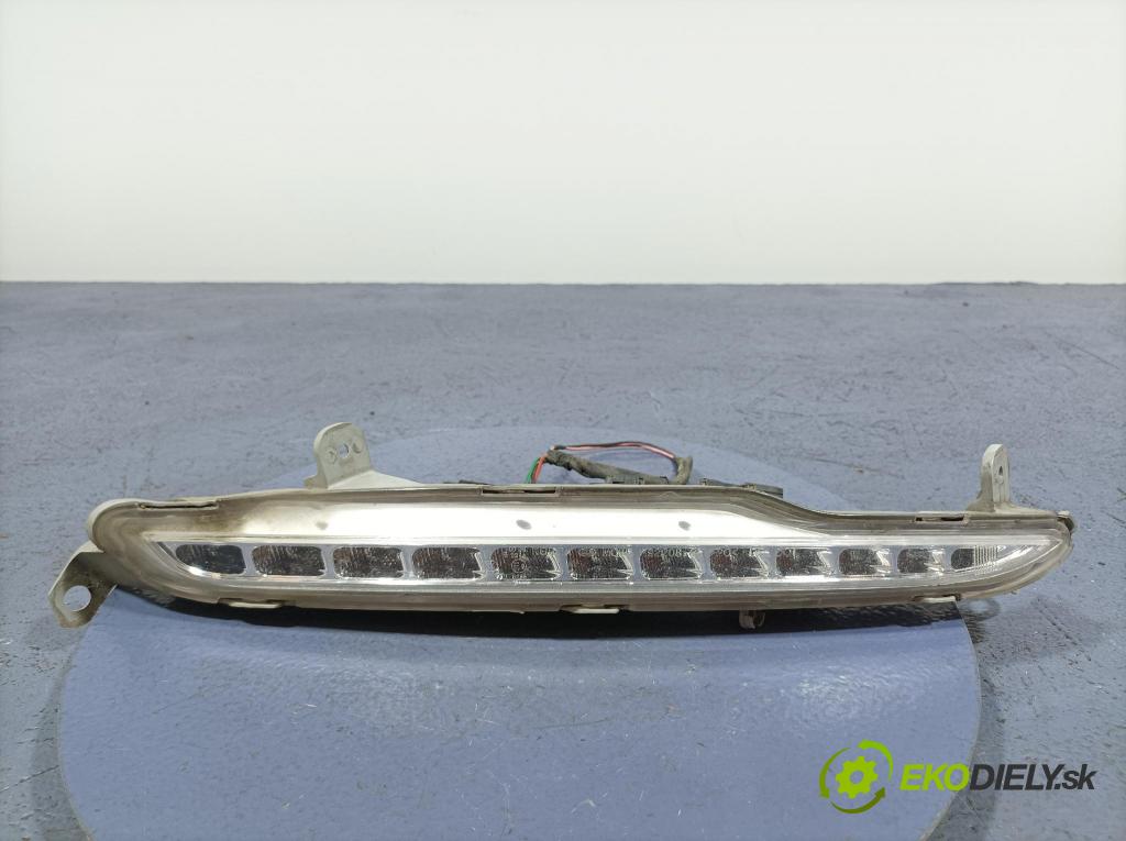 Kia Optima 2012 Halogen v pravo: 92208-2T