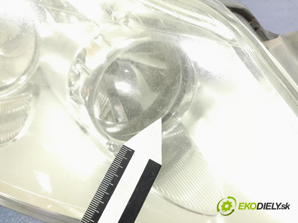 Opel Corsa 2007 světlo v pravo: 13186382