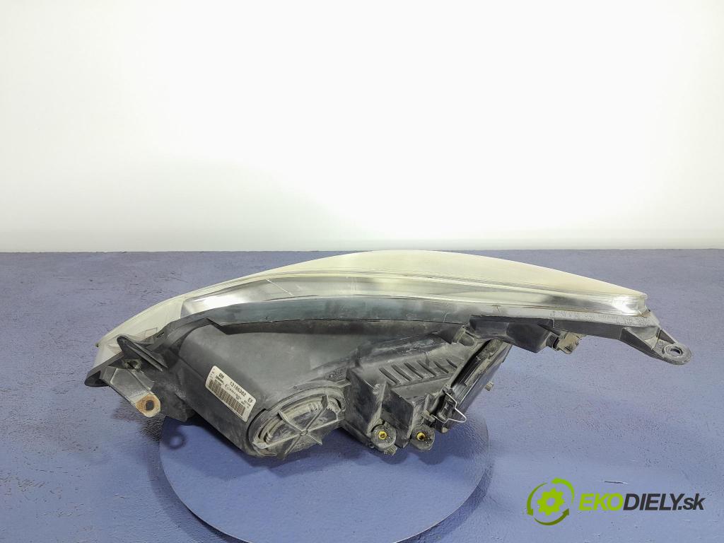 Opel Corsa 2007 světlo v pravo: 13186382