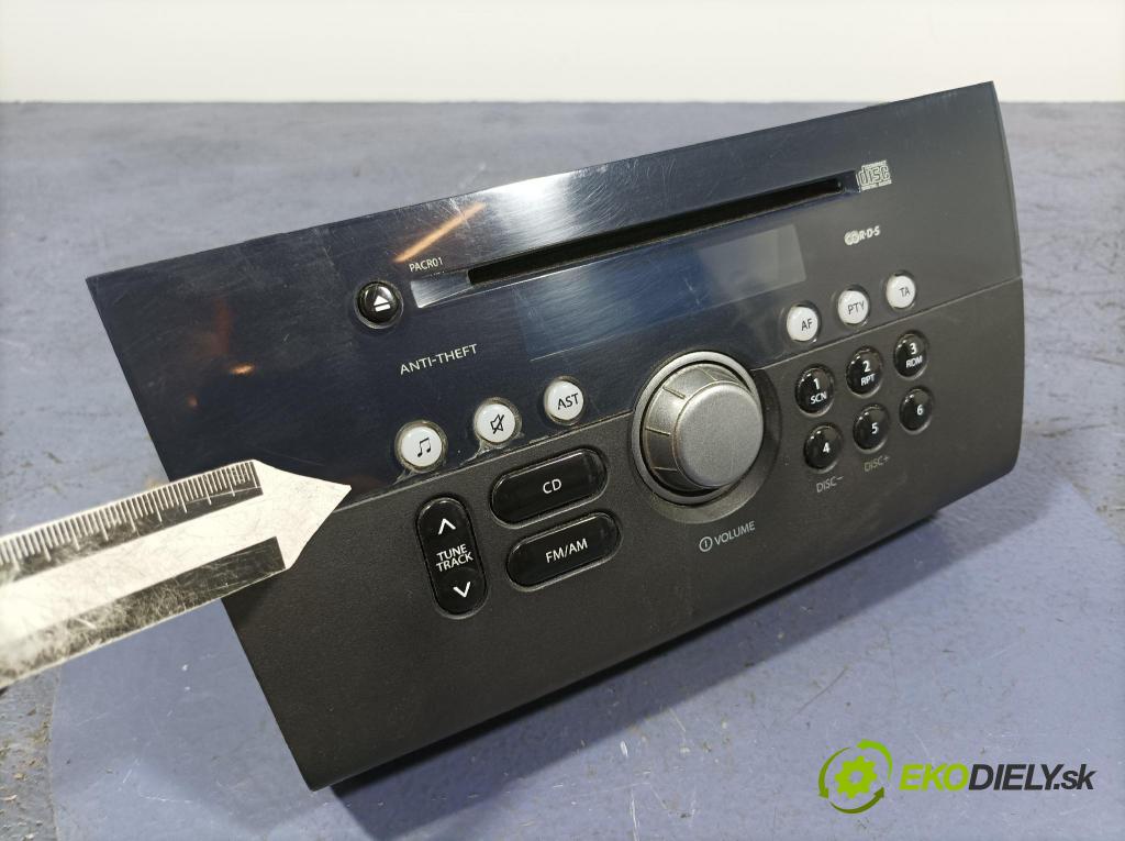 Suzuki Swift 2006 Radio I Navigácia: 39101-62J0