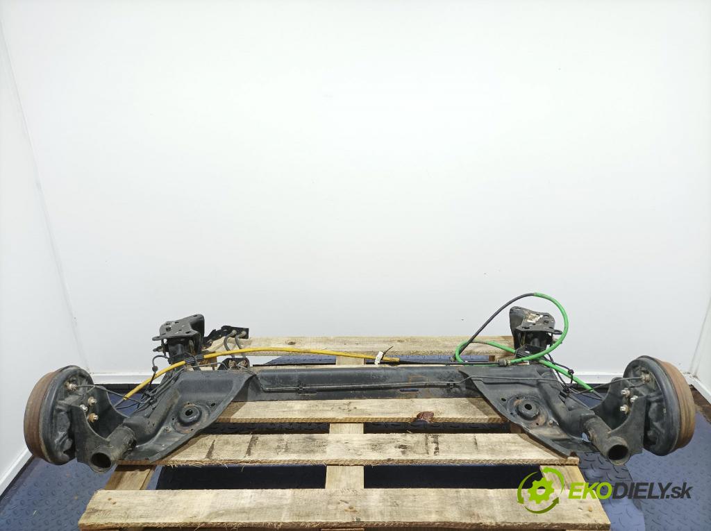 Renault Clio 2013 výztuha Pozastavenia: Zad: