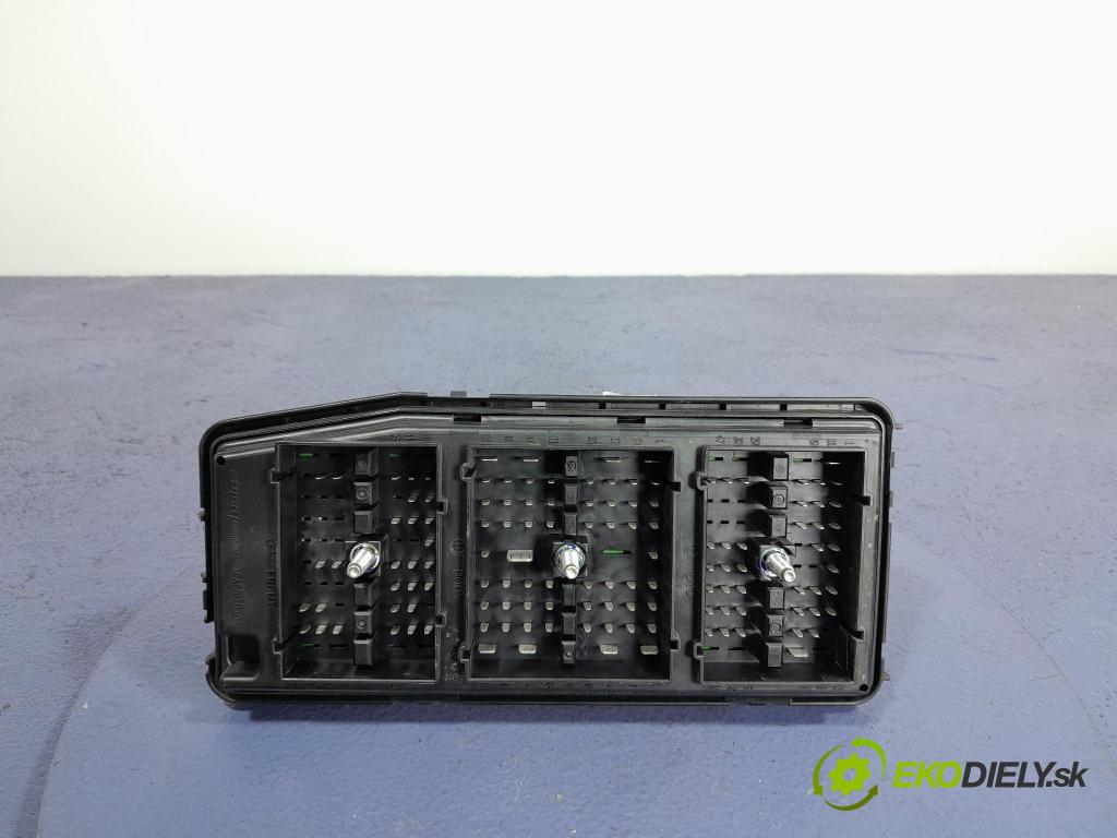 Chevrolet Captiva 2007 skříňka Pojistky