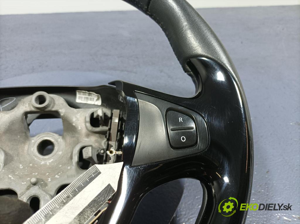 Renault Clio 2013 volant 985105453R